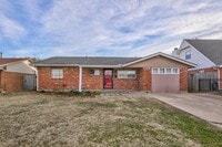 Building Photo - 3 bed, 1.5 bath Home in Yukon, OK