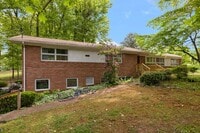 Building Photo - 2209 King College Rd