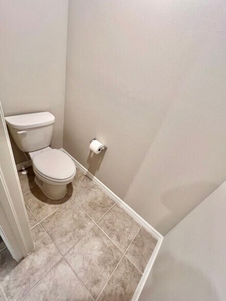 Building Photo - 17125 Blowfish Dr