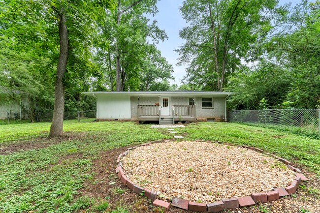 Building Photo - 3517 Misty Valley Rd