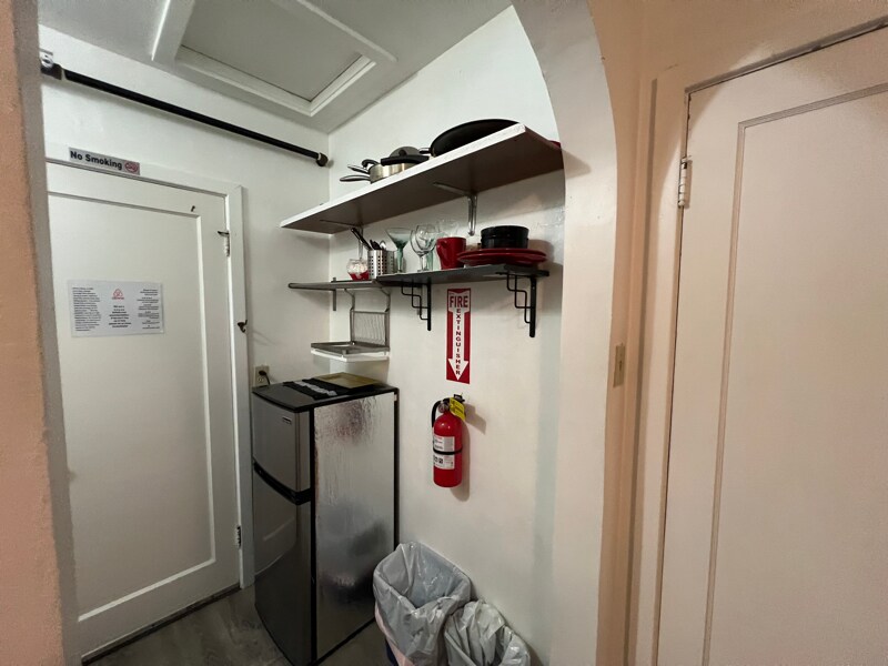 Building Photo - 688 Nebraska St