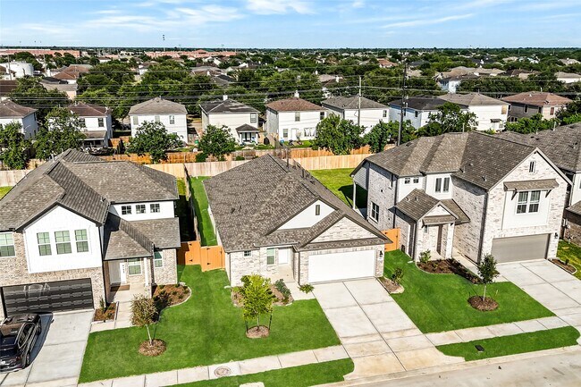 Building Photo - 7511 Terramar Bay Ln
