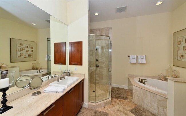 Building Photo - 1080 Seagrove Ln