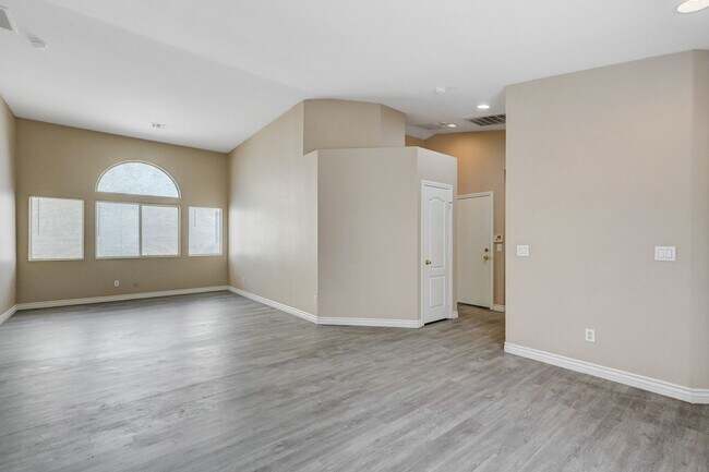 Building Photo - Single Family Home in N Las Vegas Aliante Area