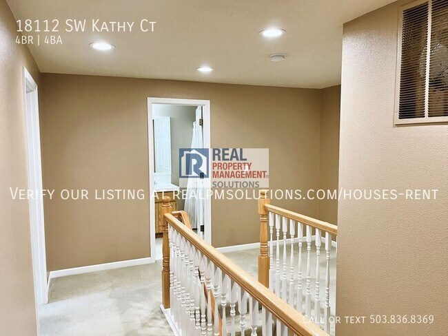 Building Photo - 18112 SW Kathy Ct