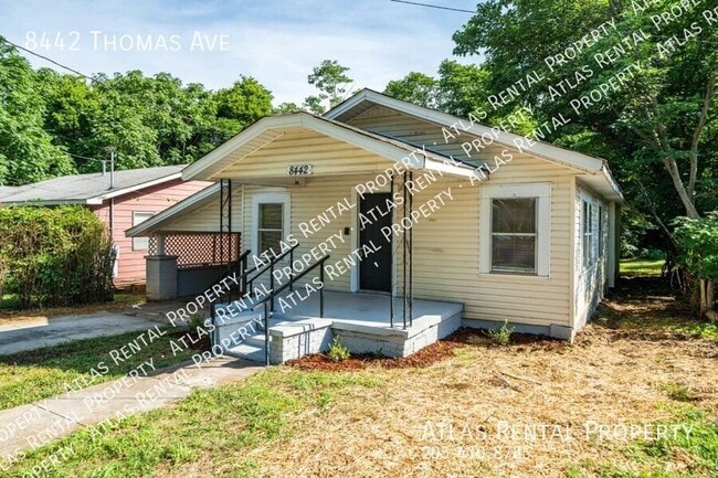 Building Photo - 8442 Thomas Ave