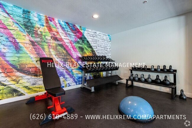 Building Photo - 6353 Rosemead Blvd