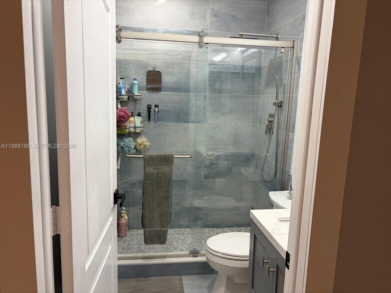 Building Photo - 14113 SW 120th Ct