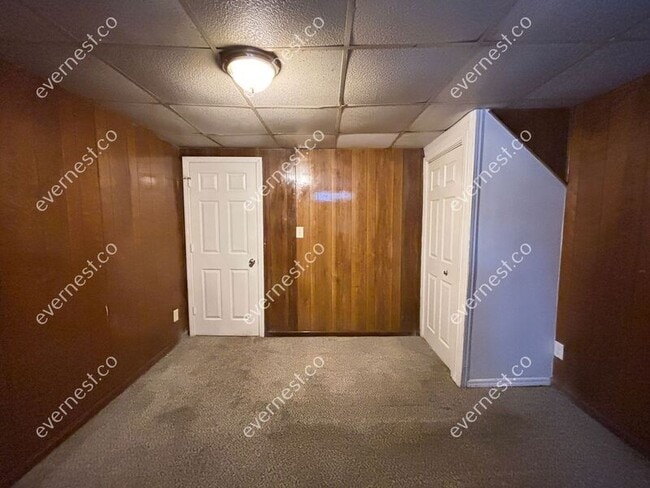 Building Photo - 3780 Cedar Hurst Way