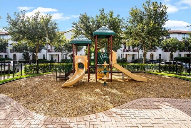 Building Photo - 2559 SW 119th Terrace