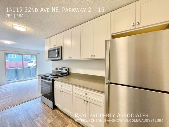 Building Photo - Parkway Apartments