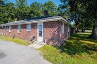Building Photo - 2 Bedroom, 1 Bath in West Columbia