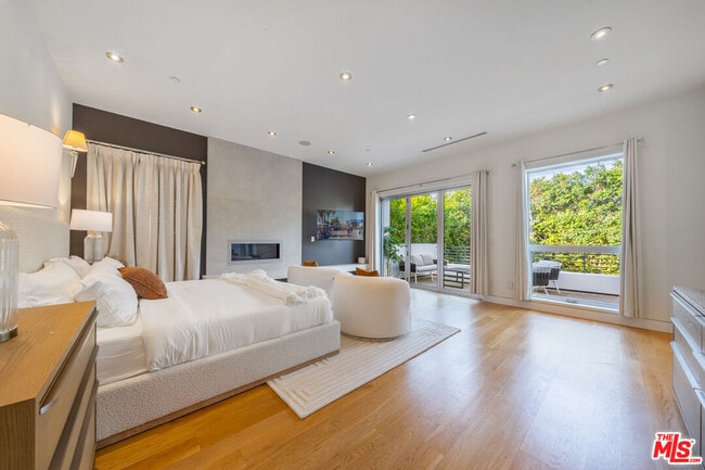 Building Photo - 6359 Colgate Ave