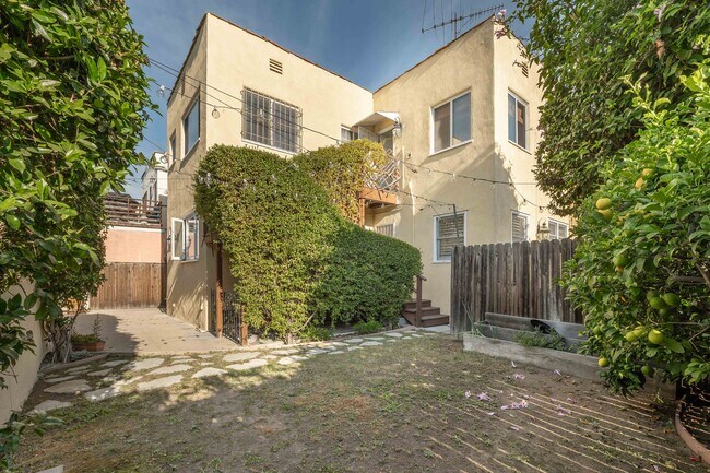 Building Photo - 6252 Commodore Sloat Dr