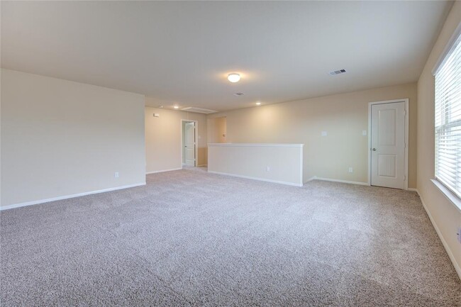 Building Photo - 2915 Iron Range Ct