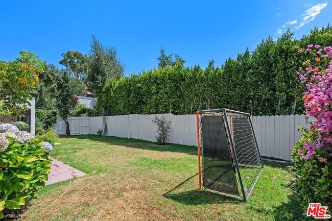 Building Photo - 17157 Avenida De Santa Ynez