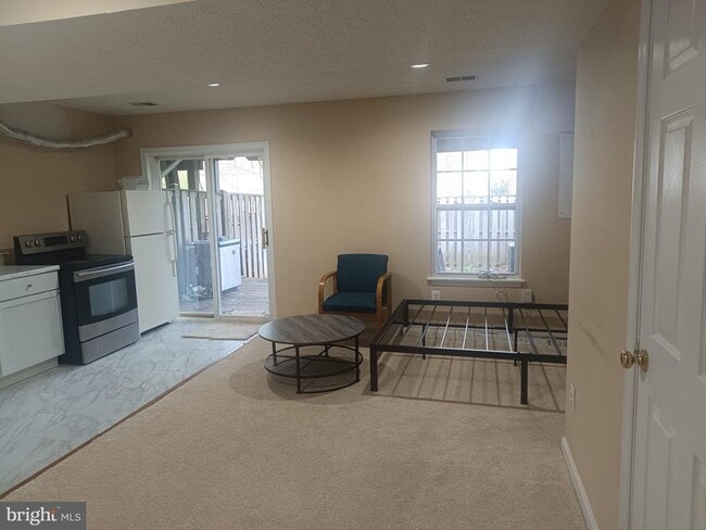 Building Photo - 5159 Race Pointe Pl