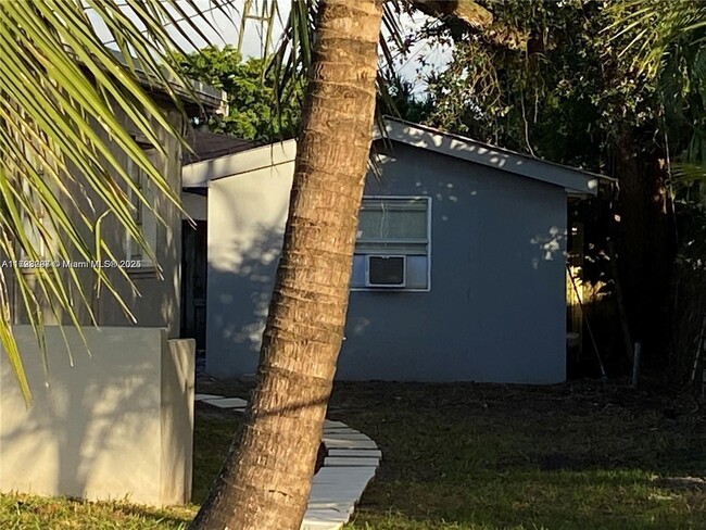 Primary Photo - 12531 E Golf Dr