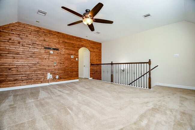 Building Photo - 8223 Summer Lake Pass Ln