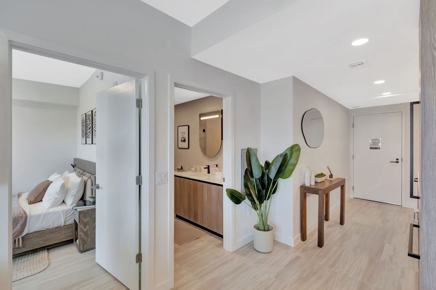 Building Photo - 580 72nd St