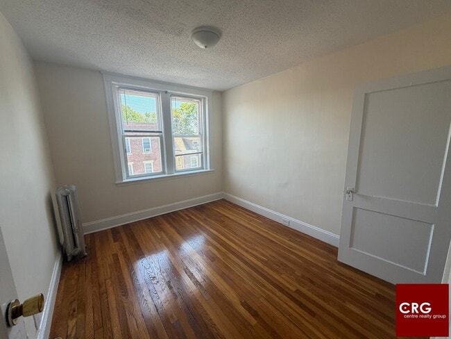 Building Photo - 5 Barrows St
