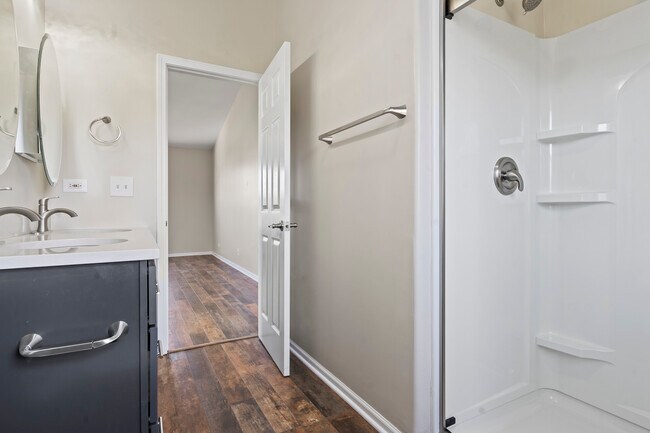 Building Photo - 32804 Bending Creek Road