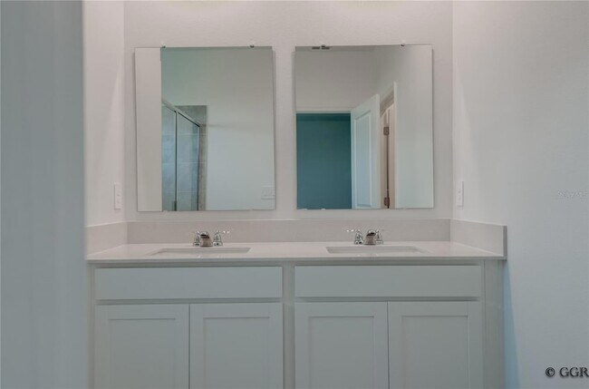Building Photo - 3149 Laurent Lp