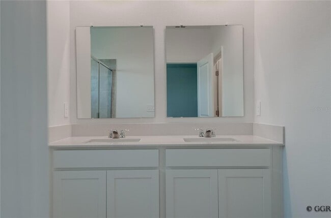 Building Photo - 3239 Laurent Lp