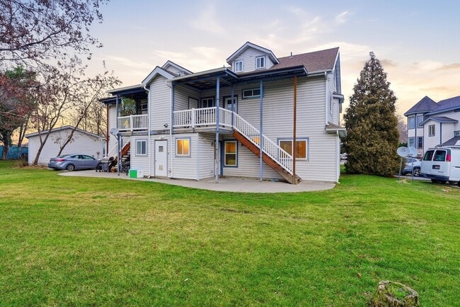 Building Photo - 3446 W Lilac Ct