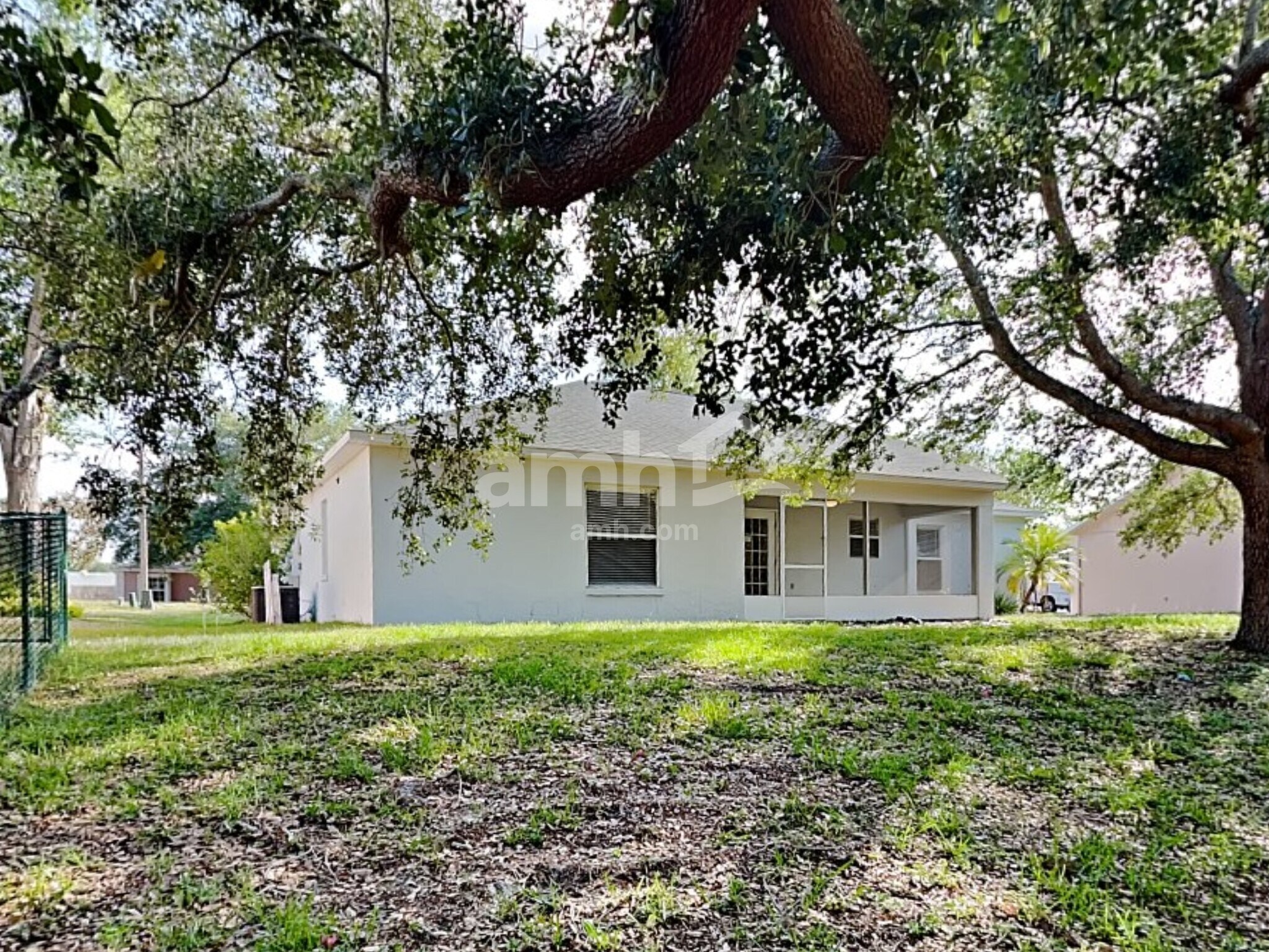 Building Photo - 331 Valley Edge Dr