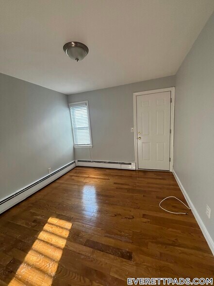 Building Photo - 55 Forest Ave