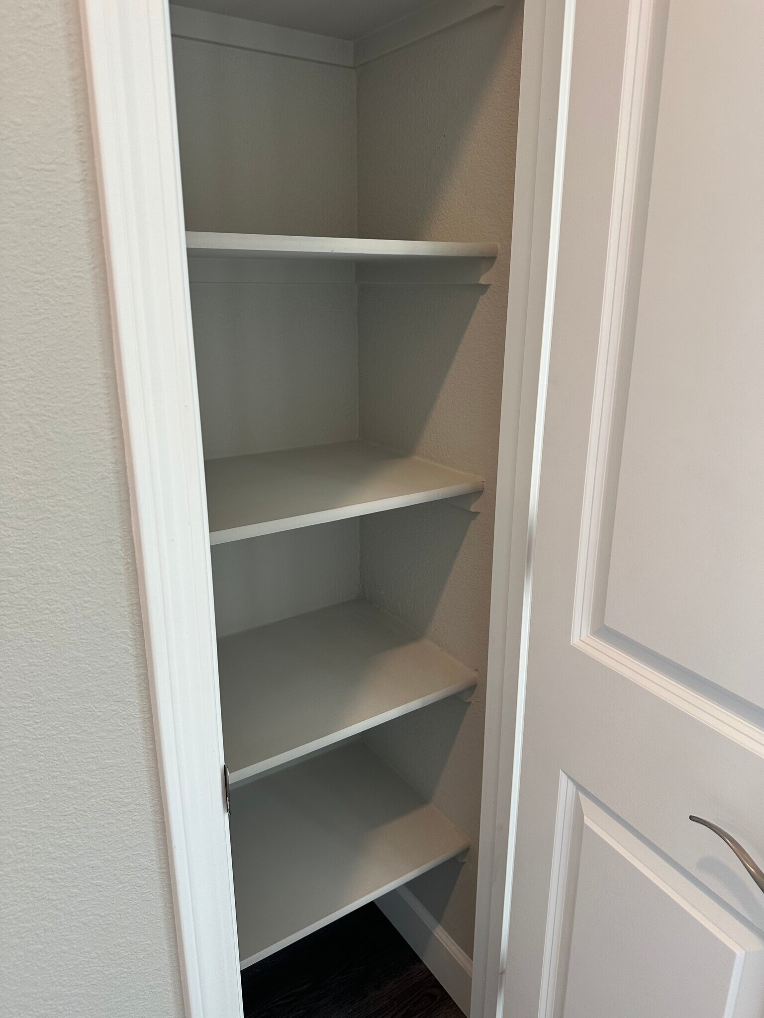 Building Photo - 3040 Vaughn Way