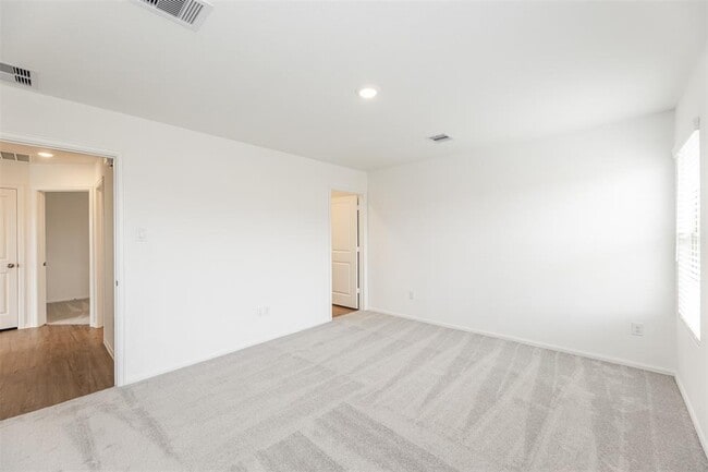 Building Photo - 7347 Greenbriar Cayon Ln