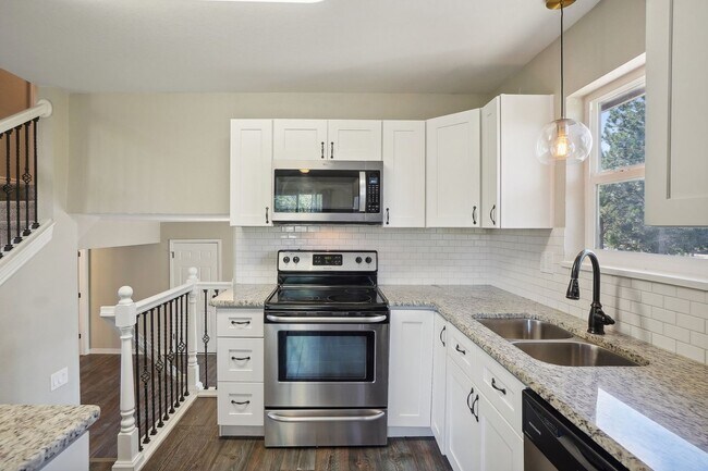 Building Photo - Market at Chapel Hills 4BD on .6 acre Lot
