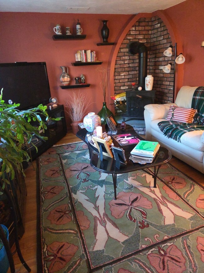 Building Photo - 2 Deborah Rd