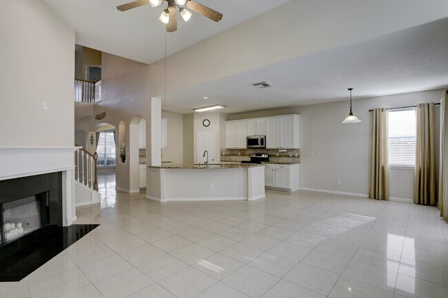 Building Photo - 16906 Bird Creek Dr
