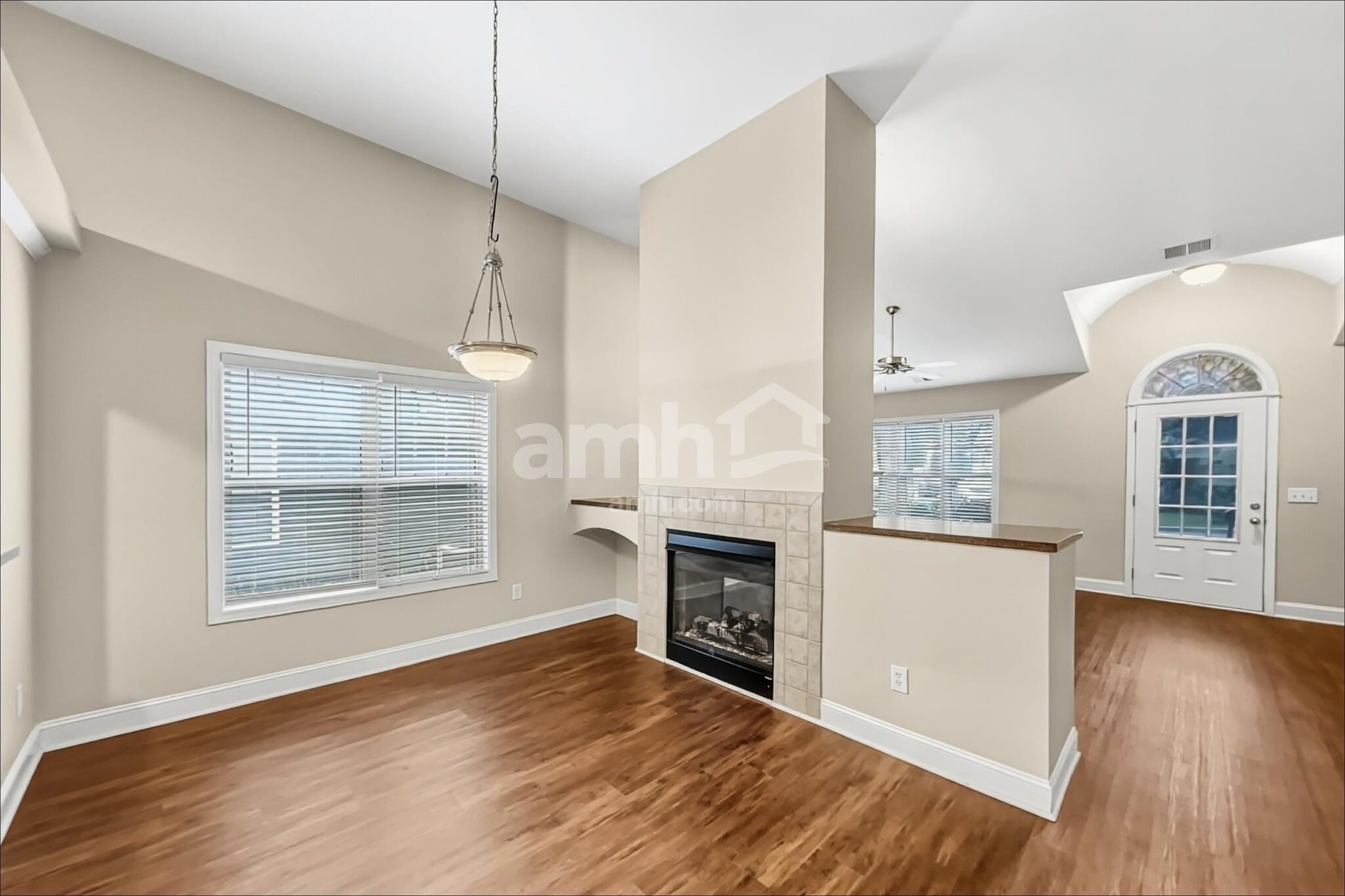 Building Photo - 414 Arrowhead Trl
