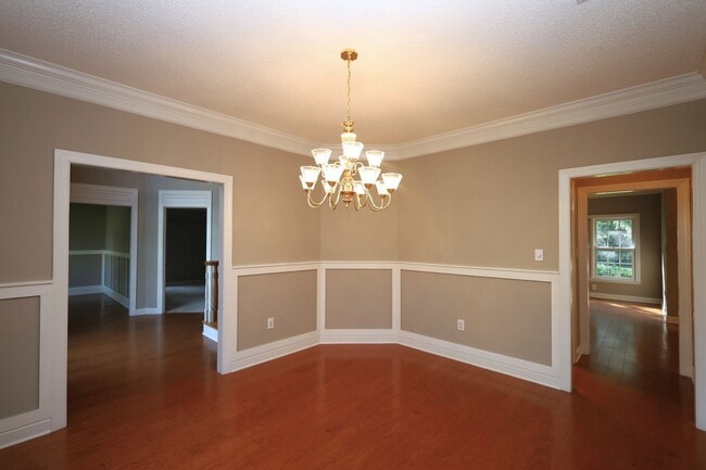 Building Photo - 1054 Ridge Rd