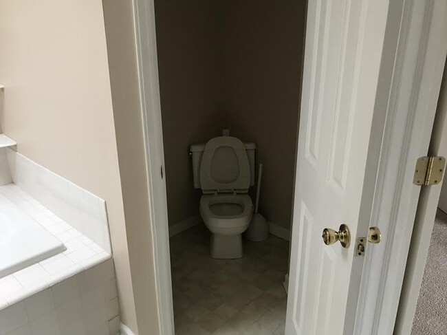 Master Bathroom Stall - 1105 Grovemont Dr