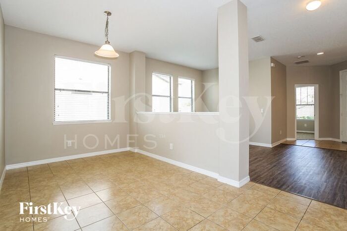Building Photo - 3086 Pointe Pl Ave