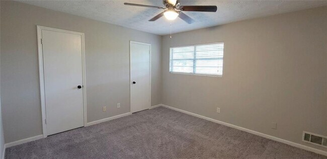 Building Photo - 147 Northdale Pl