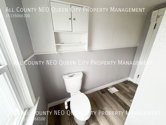 Building Photo - 227 Pleasant Ave