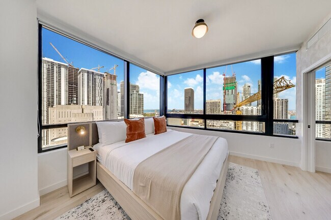 Building Photo - 36 NE 2nd St