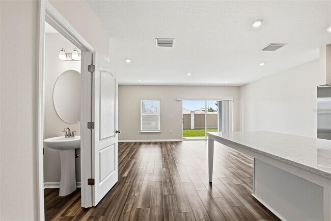 Building Photo - 10715 Ironwood Tree Wy