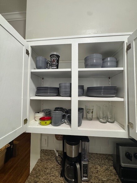 Kitchen - 1804 Wheat St