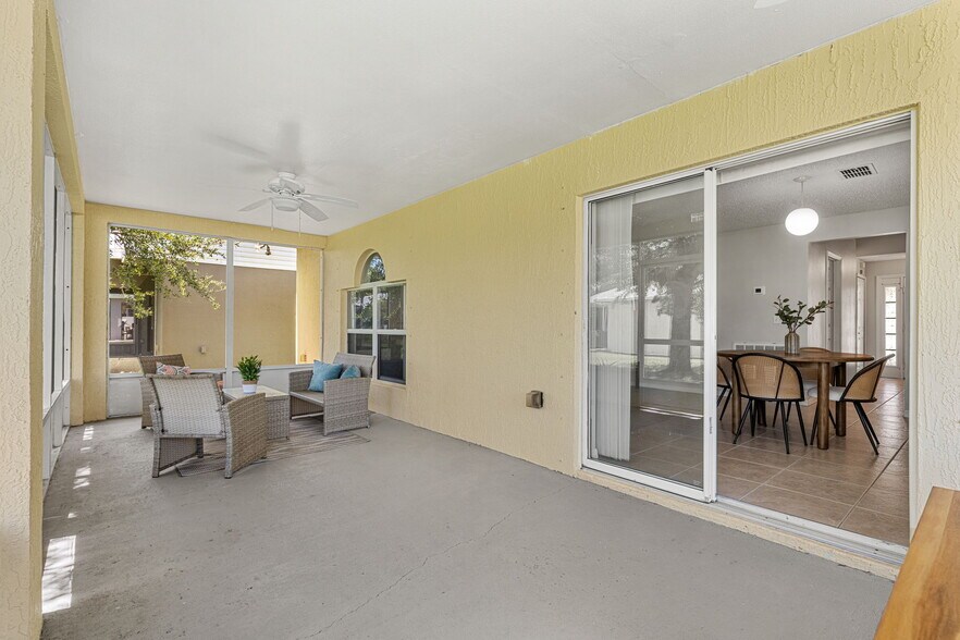 Building Photo - 2223 Dryden Ct