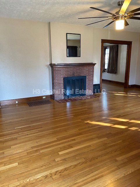 Building Photo - 1215 W Main St