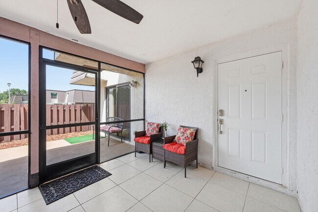 Building Photo - 2498 NW 99th Ave