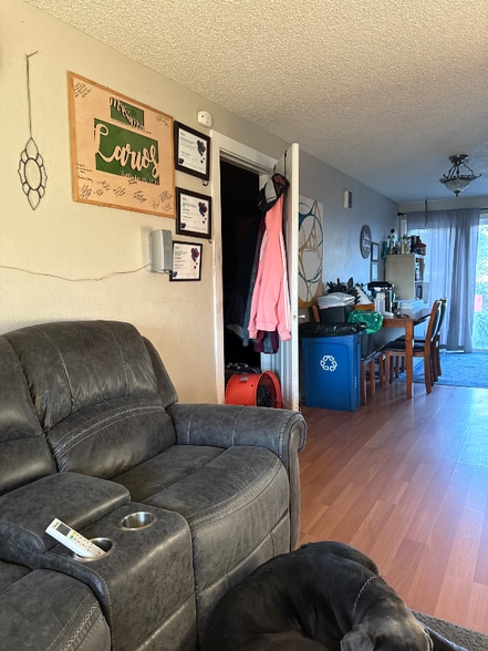 Building Photo - 3360 Brown Rd NE