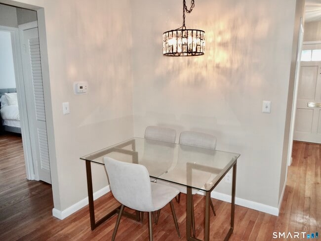 Building Photo - 245 Unquowa Rd